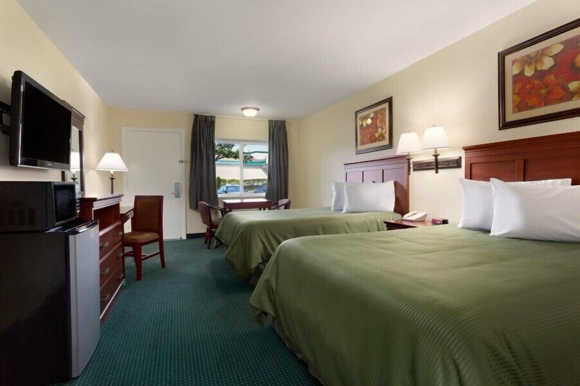 Travelodge By Wyndham Orange County Airport/ Κόστα Μέσα Εξωτερικό φωτογραφία