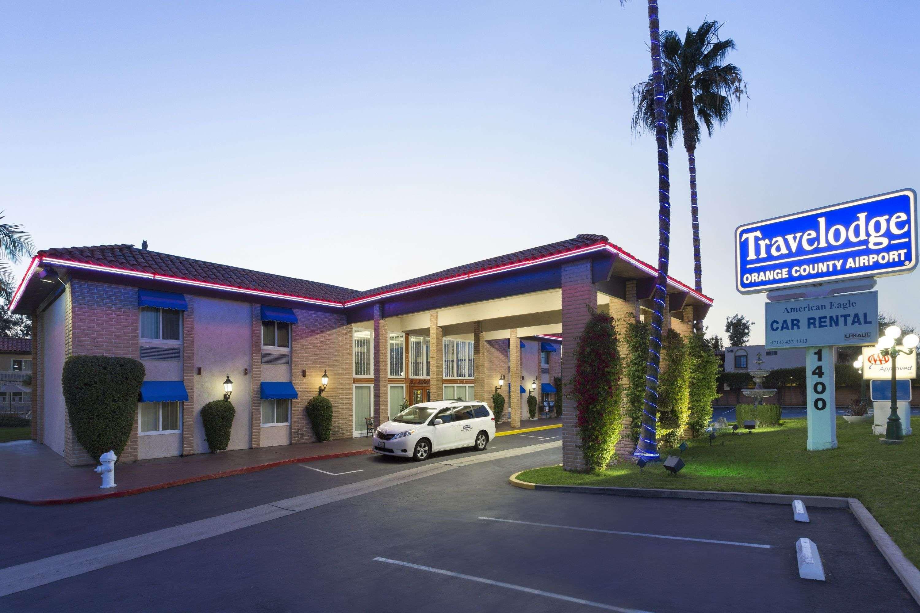 Travelodge By Wyndham Orange County Airport/ Κόστα Μέσα Εξωτερικό φωτογραφία