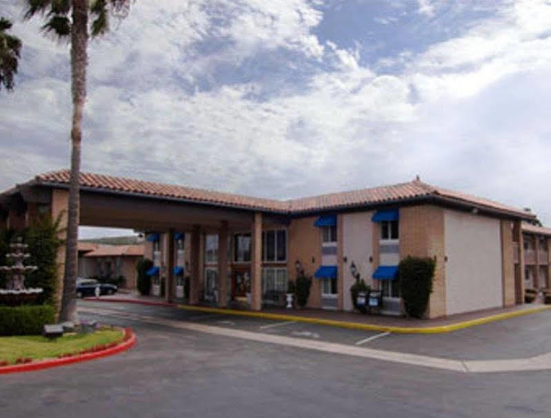 Travelodge By Wyndham Orange County Airport/ Κόστα Μέσα Εξωτερικό φωτογραφία